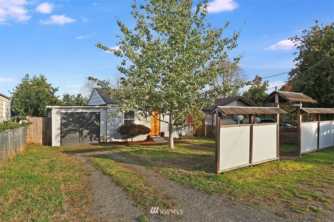 Property Photo:  12450  1st Avenue SW  WA 98146 