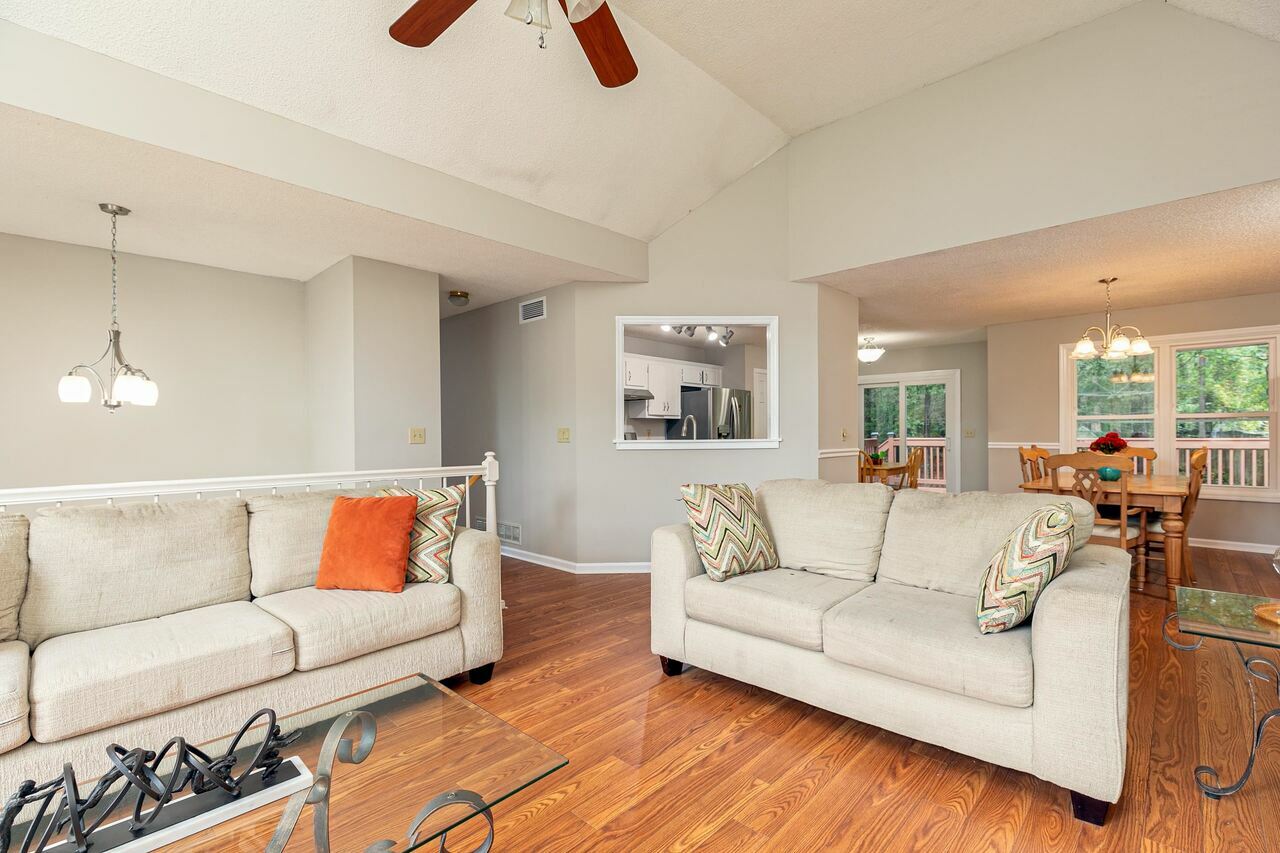Property Photo: 2984 Elberta Terrace GA 30127