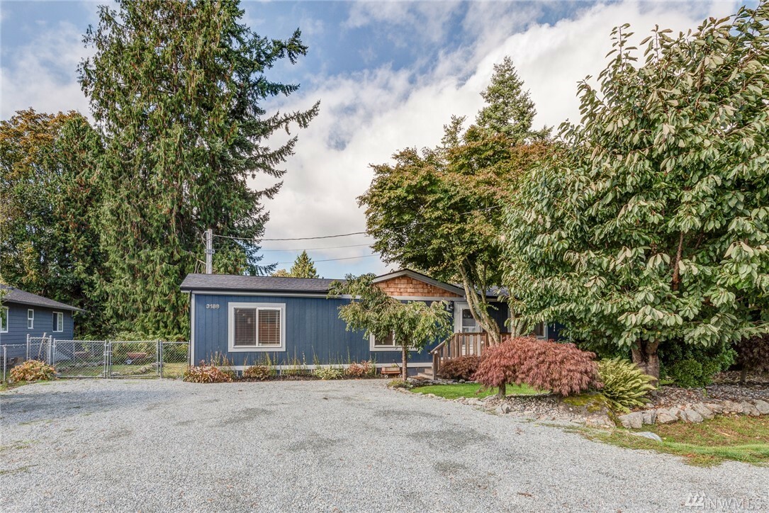 Property Photo:  3188 Glacier Lane  WA 98282 