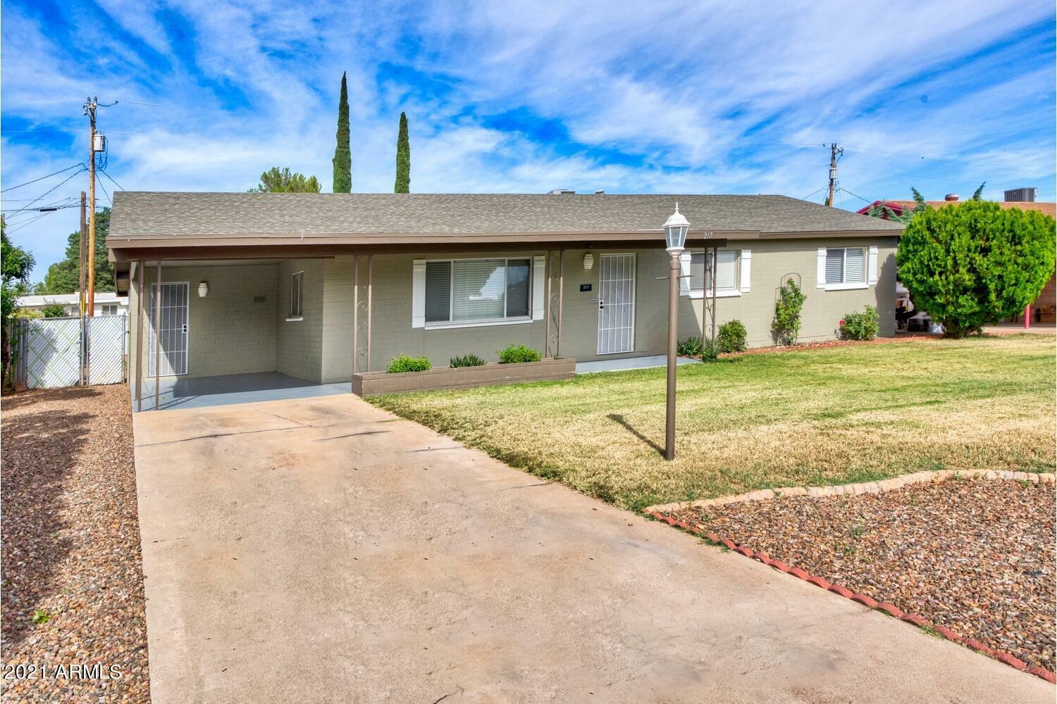 Property Photo: 217 E Martin Drive AZ 85635