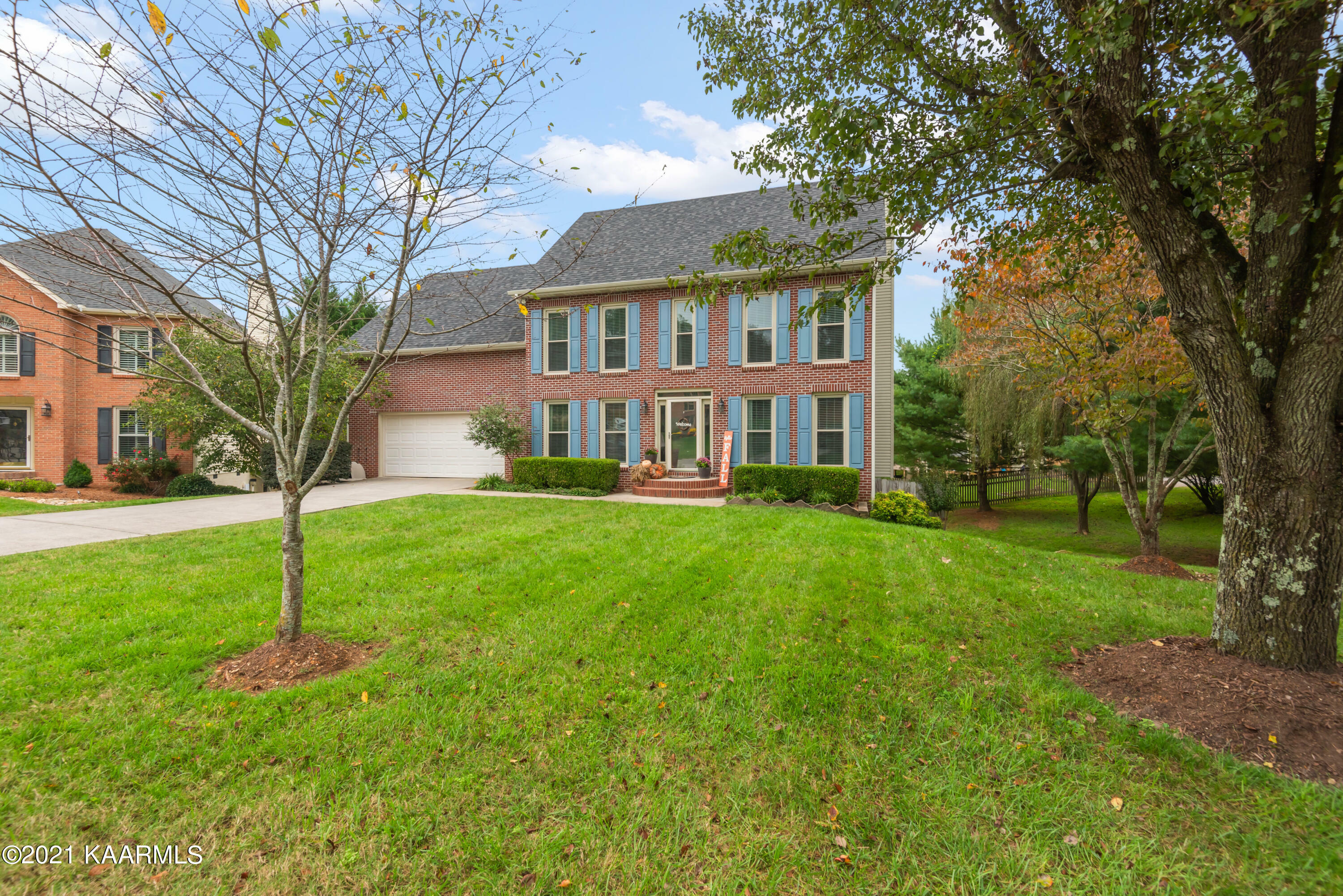 Property Photo:  1208 Hollow Ridge Lane  TN 37931 