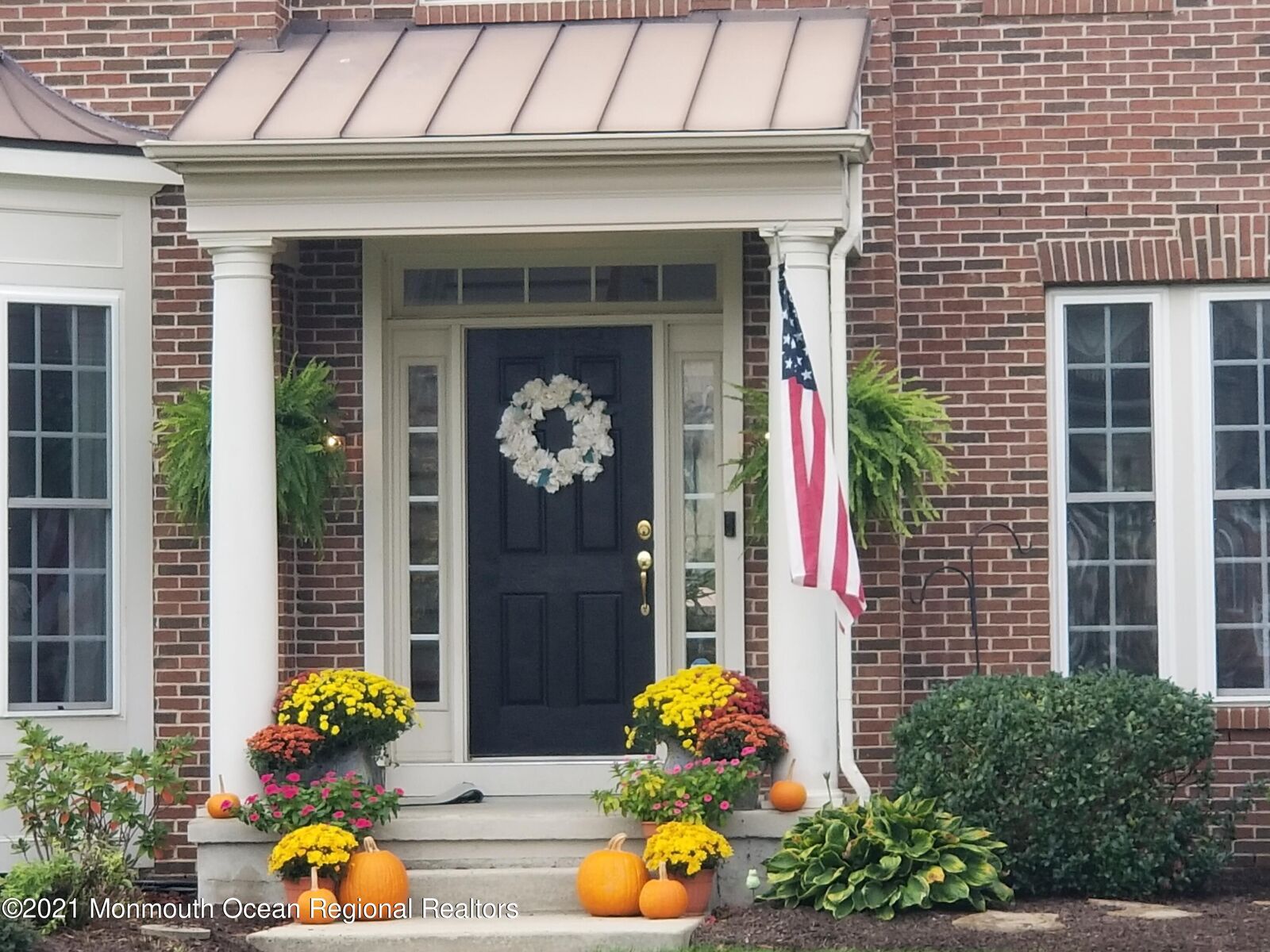 Property Photo:  17 Windward Way  NJ 08691 