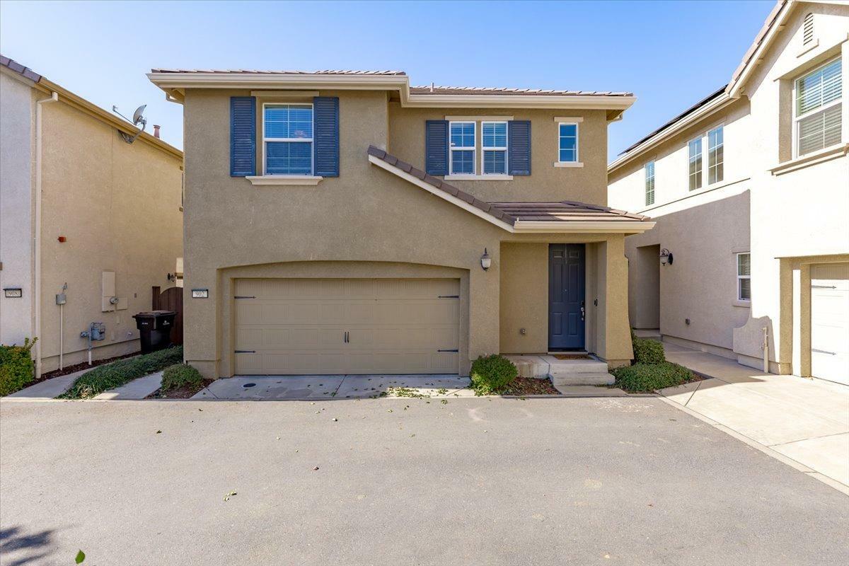 Property Photo:  902 Equinox Loop  CA 95648 