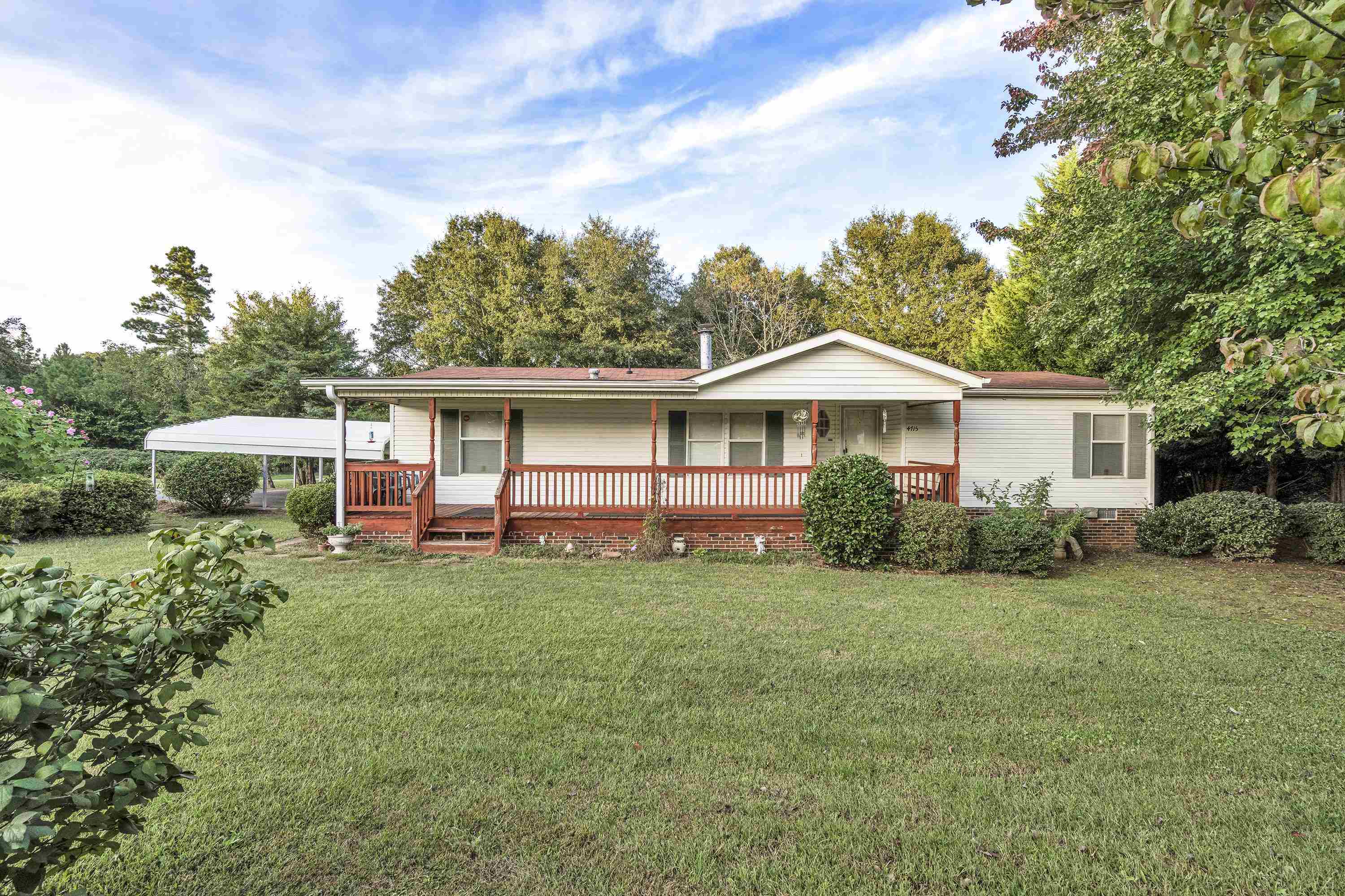 Property Photo: 4715 Bible Church Road SC 29316