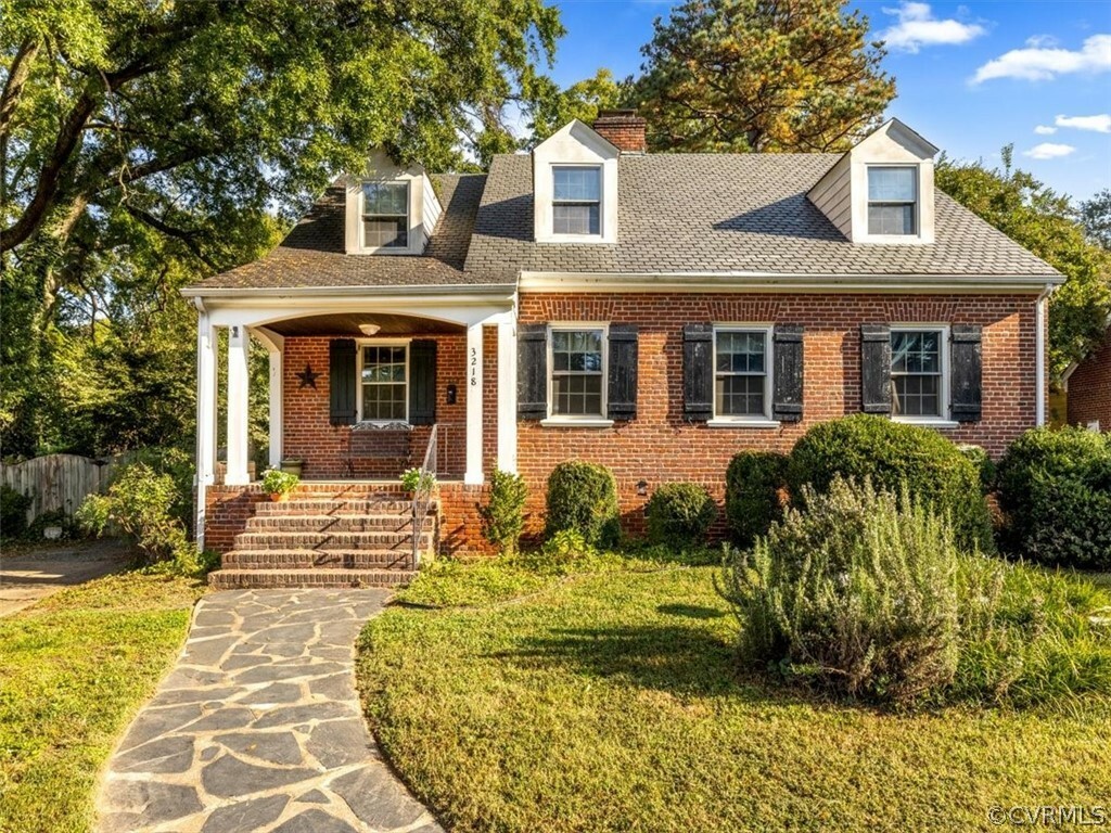 Property Photo: 3218 Douglasdale Road VA 23221