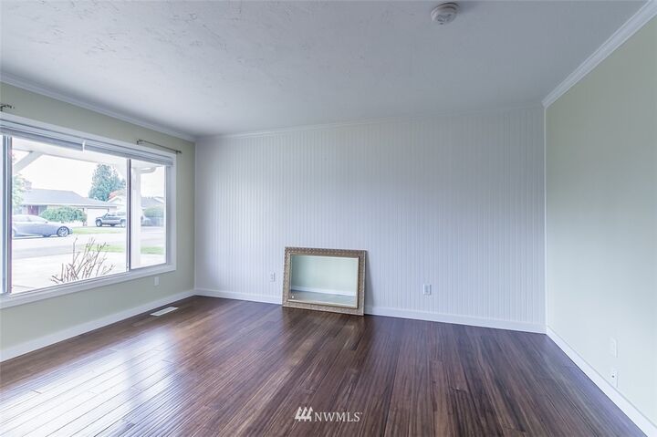 Property Photo:  1811 12 Avenue NW  WA 98371 
