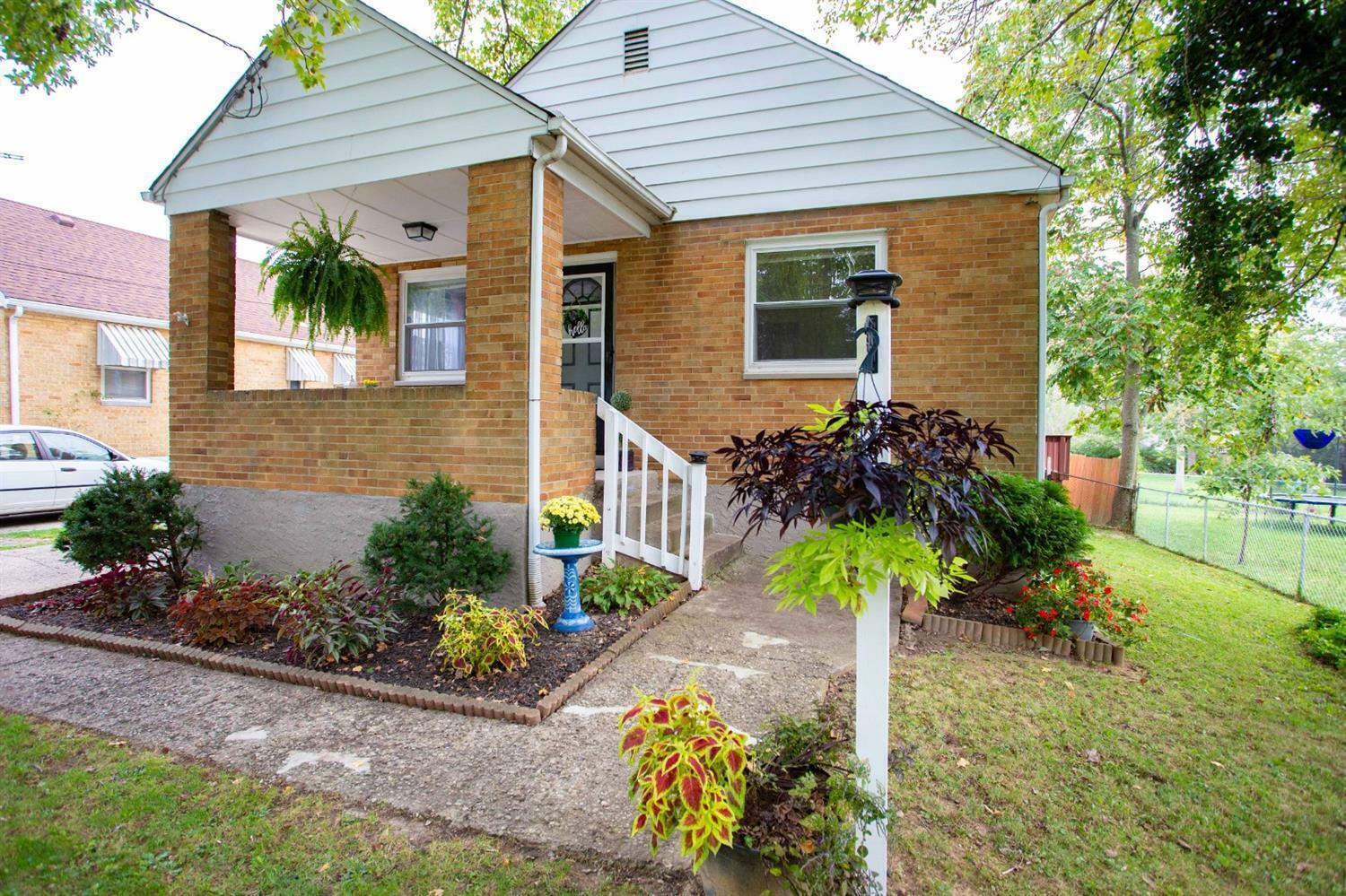 Property Photo:  4039 Smith Rd  OH 45211 