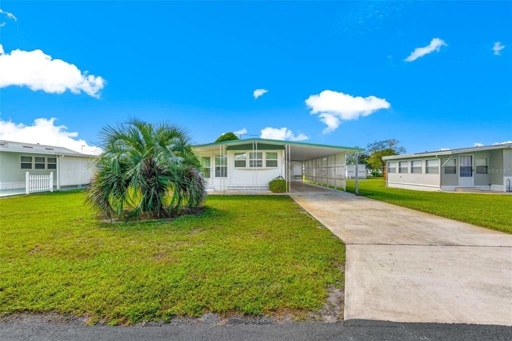 Property Photo:  39512 Rockford Avenue  FL 33542 