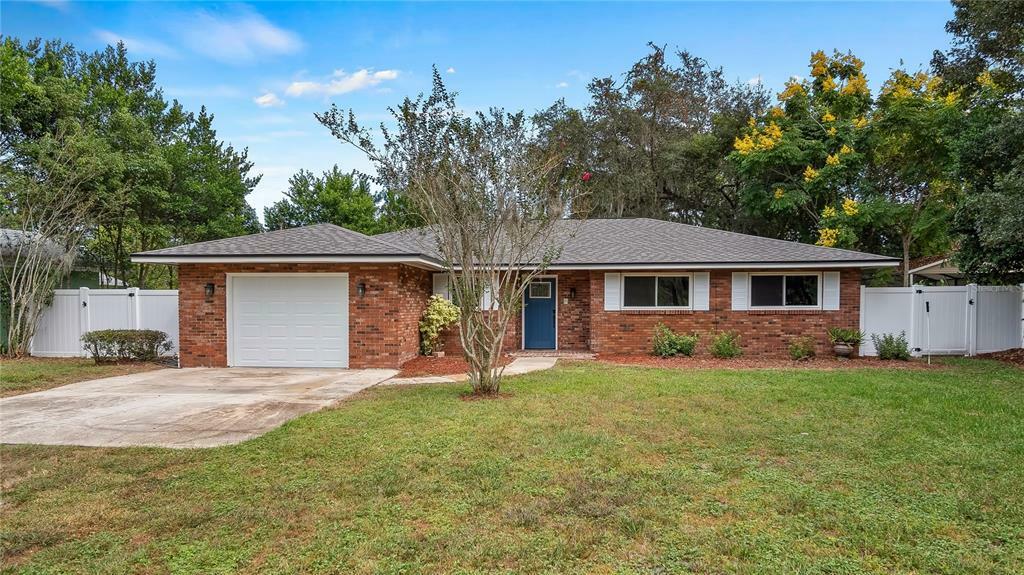 Property Photo:  333 Clermont Avenue  FL 32746 