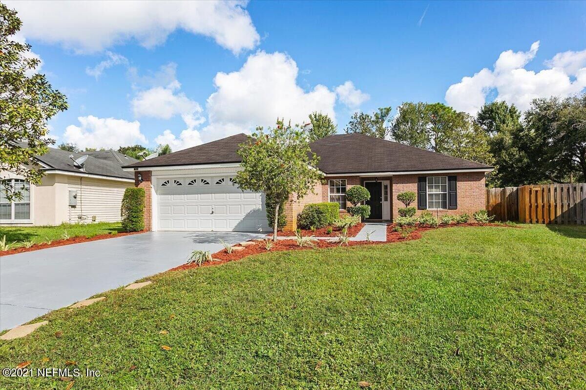 Property Photo:  873 Mackenzie Circle  FL 32092 