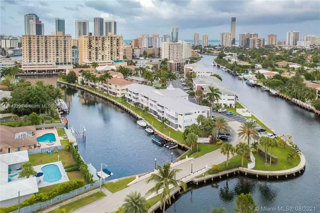 Property Photo: 470 Paradise Isle Blvd 308 FL 33009