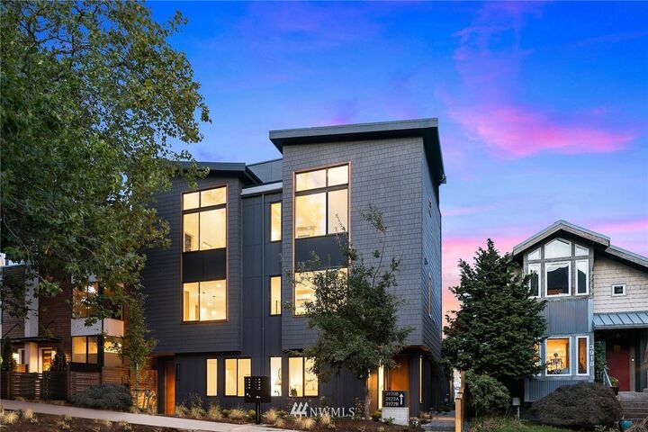 3922 C Linden Avenue N  Seattle WA 98103 photo