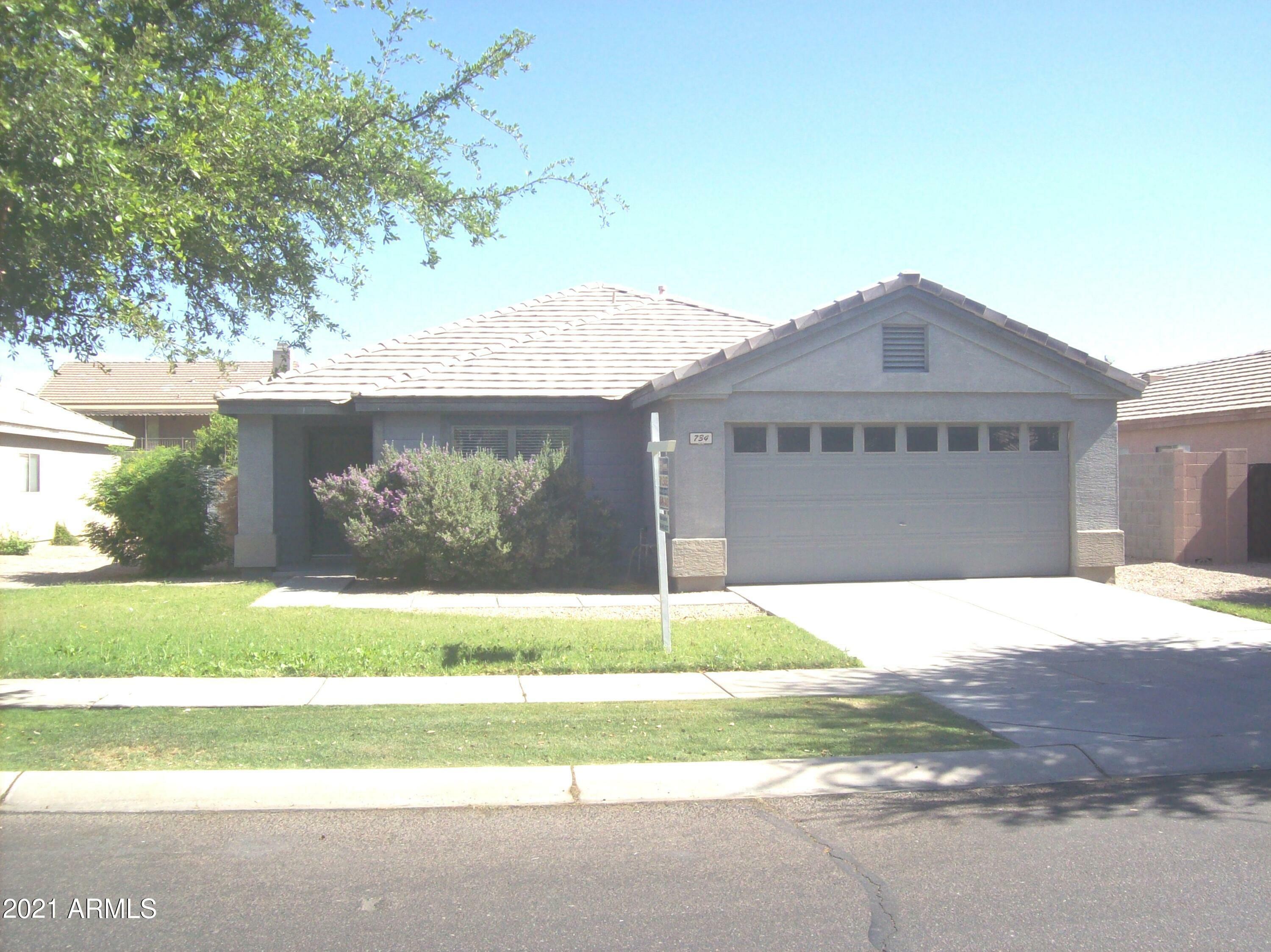 Property Photo: 734 W Orchard Way AZ 85233