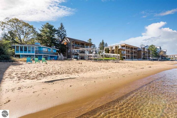 1627 US-31 N  Traverse City MI 49686 photo