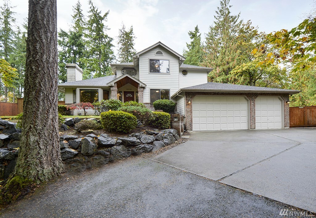 Property Photo: 25901 227th Place SE WA 98038