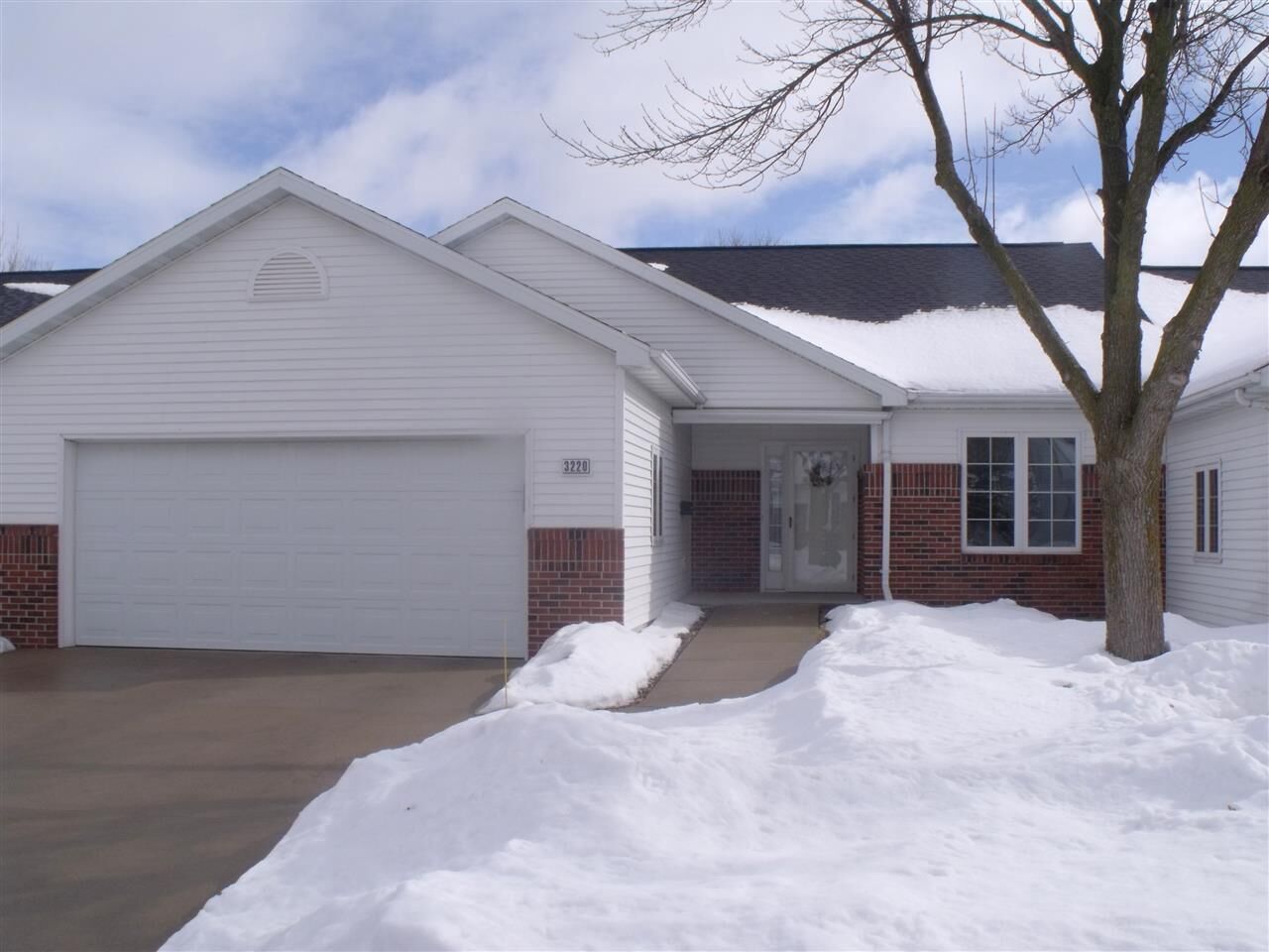 Property Photo: 3220 North Barkwood Lane WI 54914