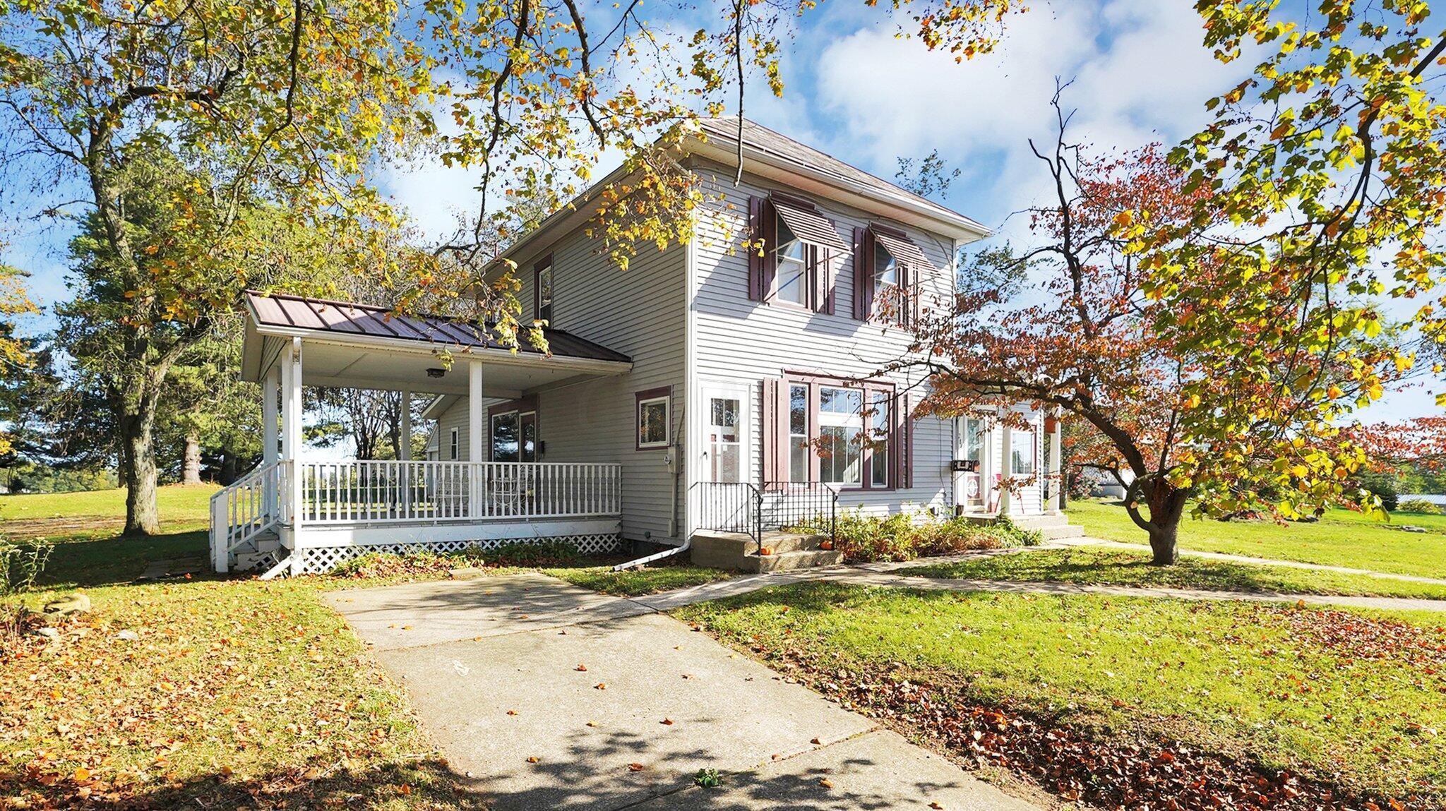 Property Photo: 284 N Buena Vista Street OH 43055