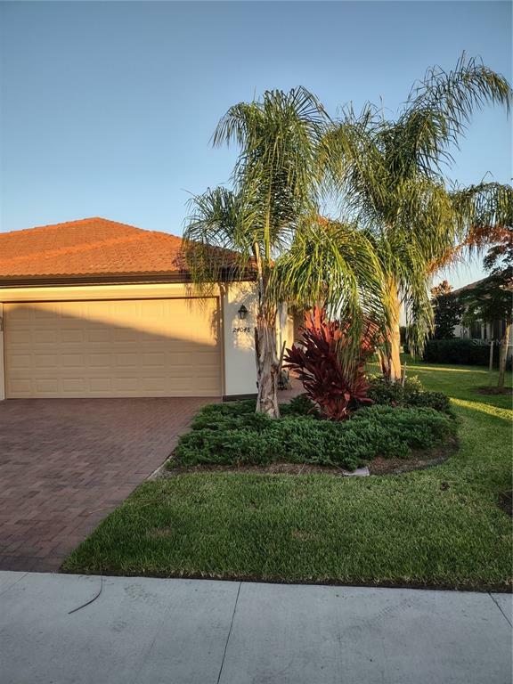 Property Photo:  24048 Canterwood Way  FL 34293 