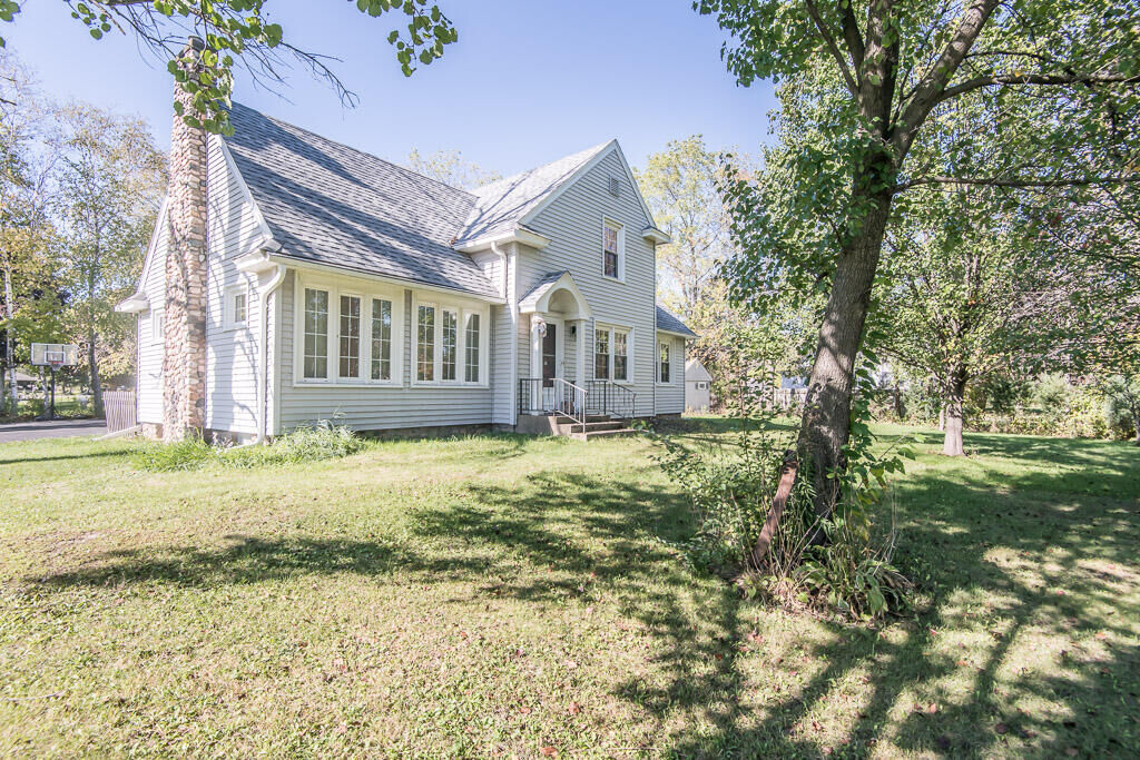 Property Photo: 6712 Douglas Ave WI 53402