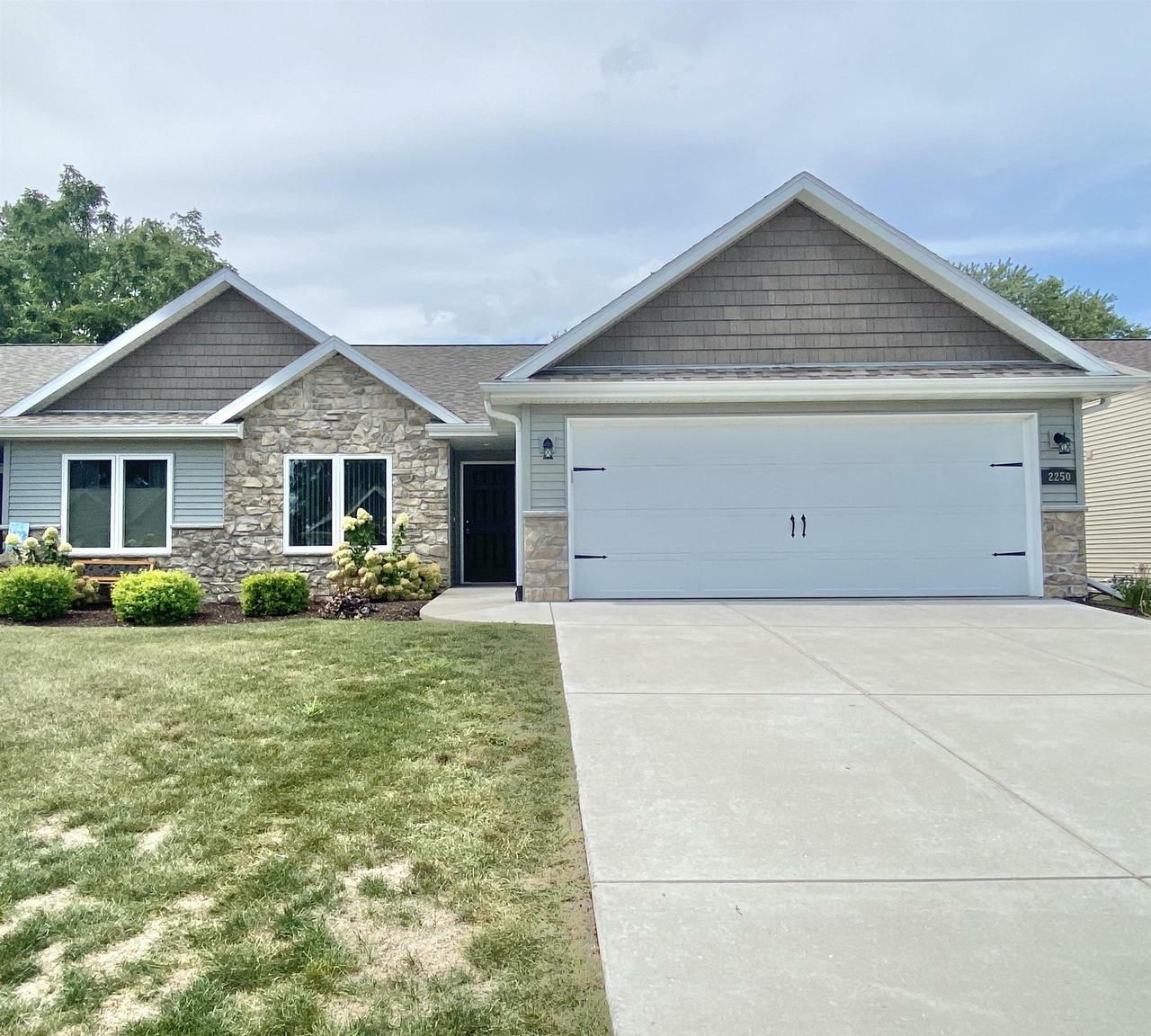 Property Photo: 2250 Walnut St WI 53511