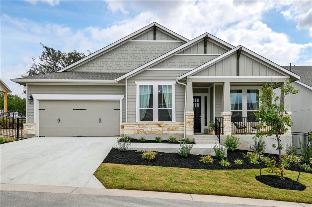 Property Photo:  104 Corbin Avenue  TX 78628 