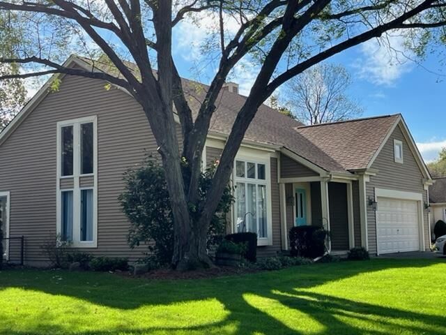 Property Photo:  1623 Sherri Way  IN 47374 