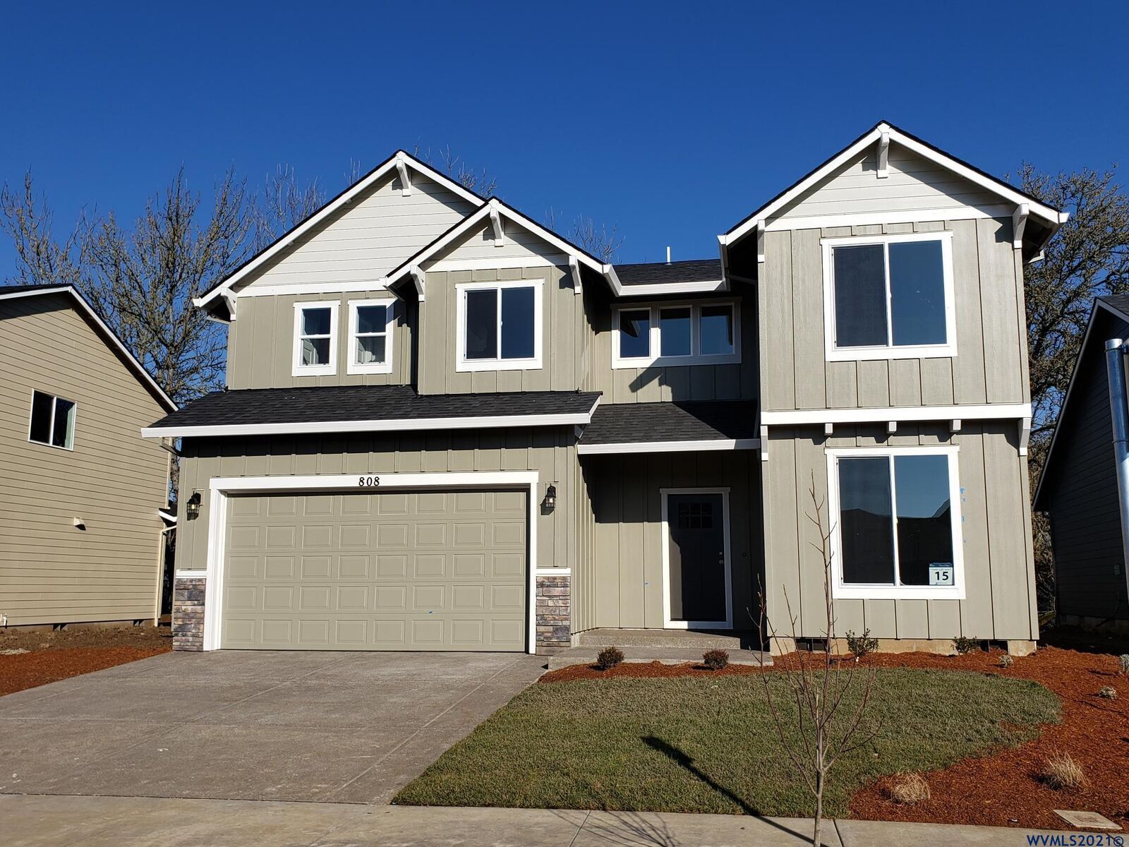 Property Photo: 808 River Av OR 97327