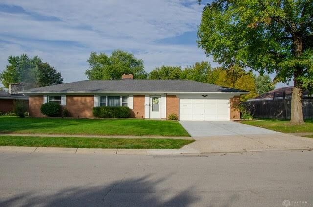 Property Photo: 711 Hile Lane OH 45322