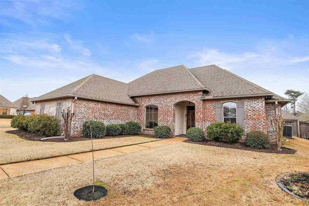 Property Photo:  178 Tradition Parkway  MS 39232 