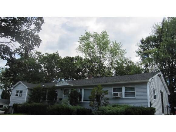 Property Photo: 144 Fieldcrest Rd NH 03102