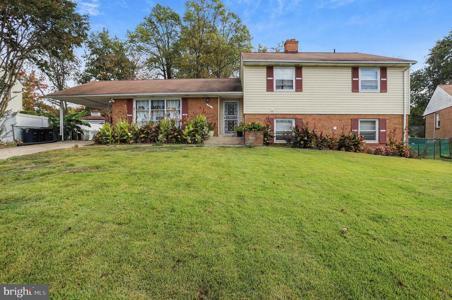 Property Photo: 28 Thurston Drive MD 20774