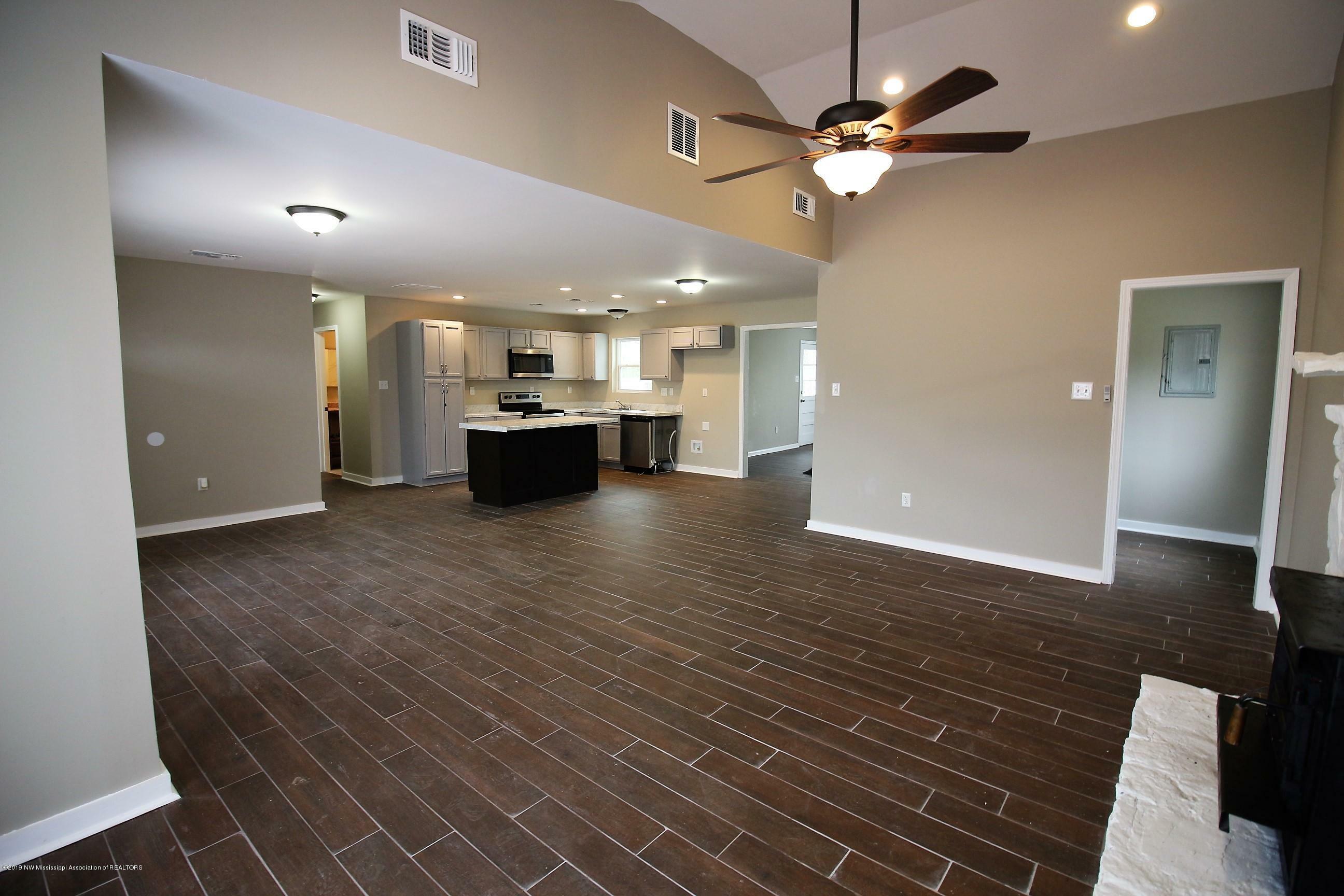 Property Photo:  37 Stonebrook Cove  MS 38671 