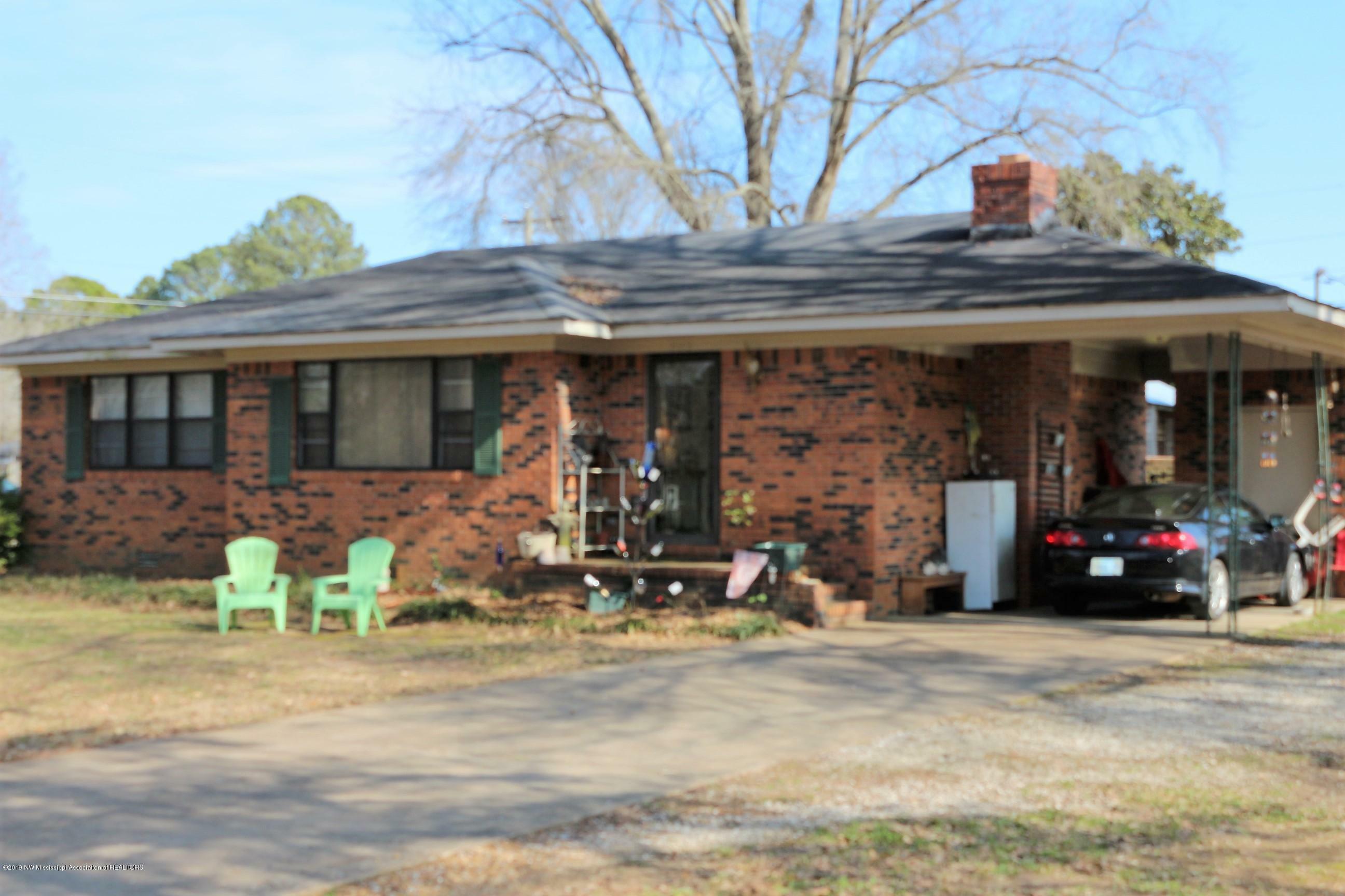 Property Photo: 505 Bonds Drive MS 38635