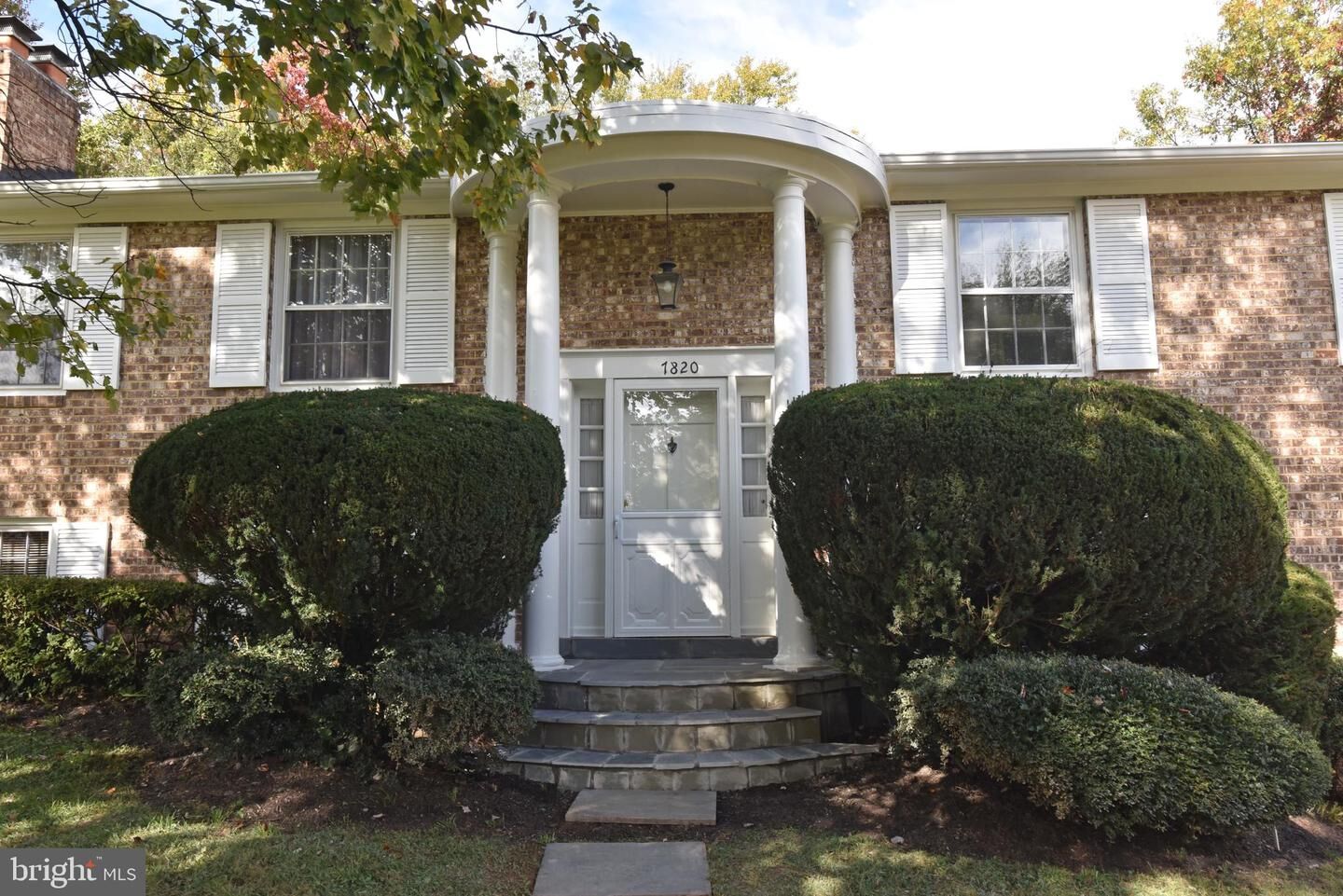 Property Photo:  7820 Birnam Wood Drive  VA 22102 