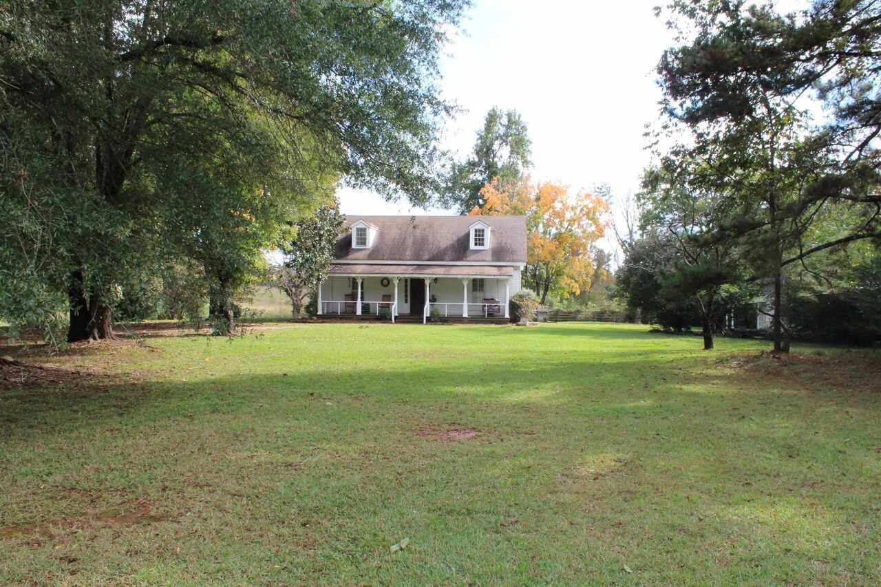 Property Photo:  542 Rosemont Road  GA 30241 