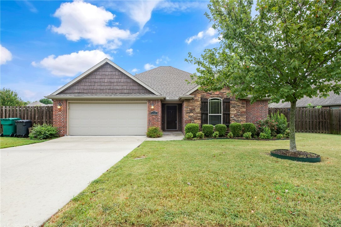 Property Photo:  6305 S 44th Place  AR 72758 