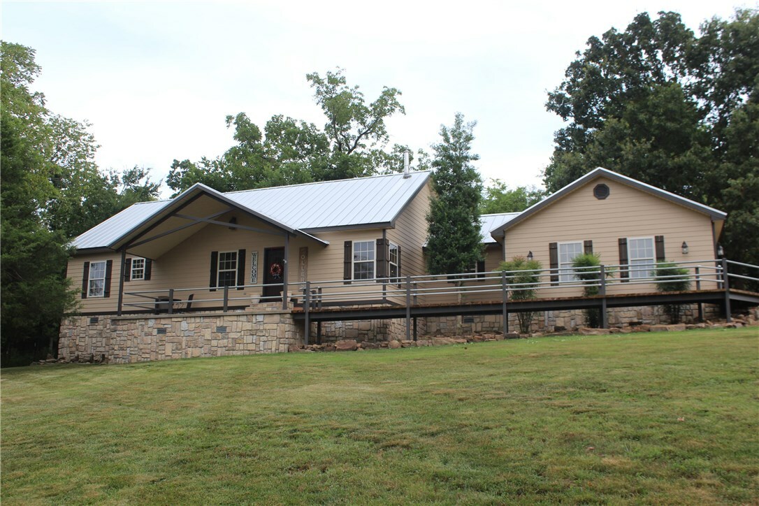 Property Photo:  20057 Keck Road  AR 72761 