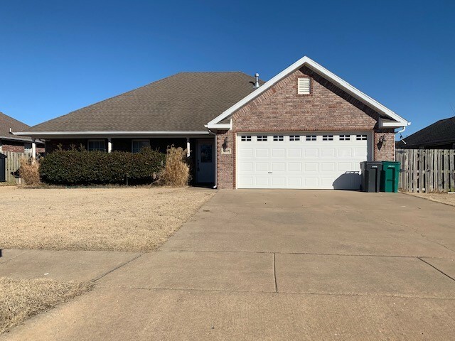 Property Photo:  6017 S 39th Street  AR 72758 