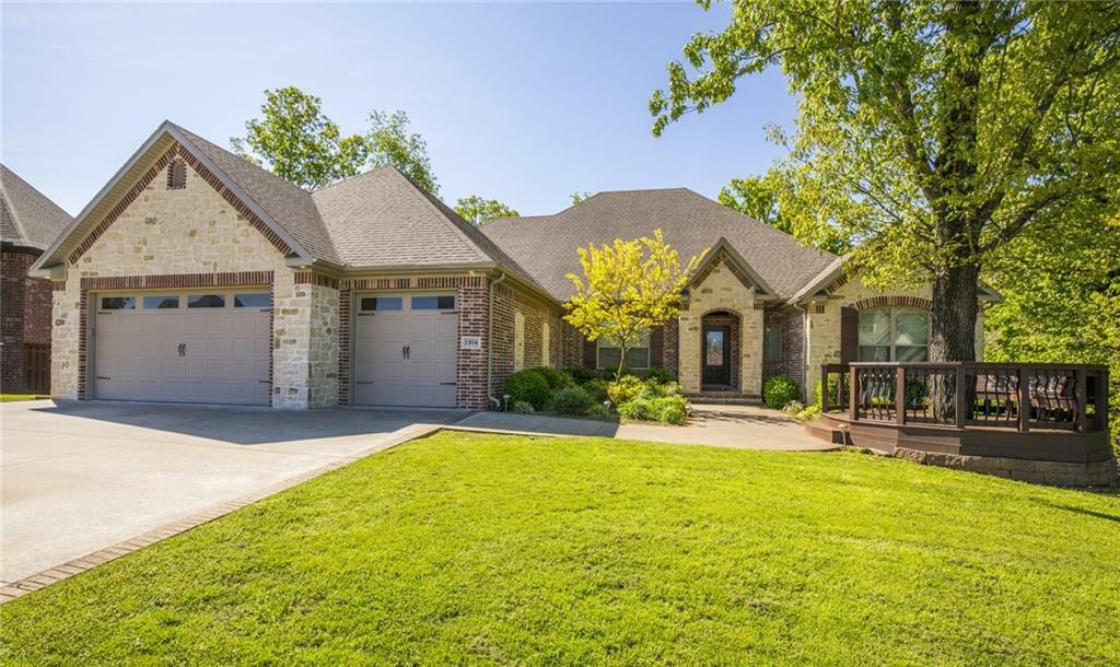 Property Photo: 1504 NW Hermanus Street AR 72712