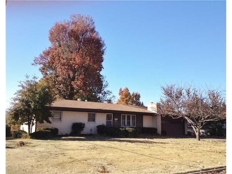 Property Photo:  2022 Ranch Drive  AR 72762 