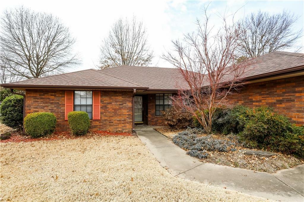 Property Photo:  1004 N Flamingo Road  AR 72756 