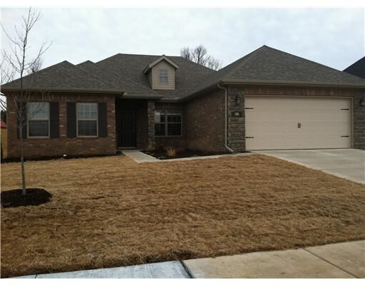 Property Photo:  126 Windsor Avenue  AR 72745 