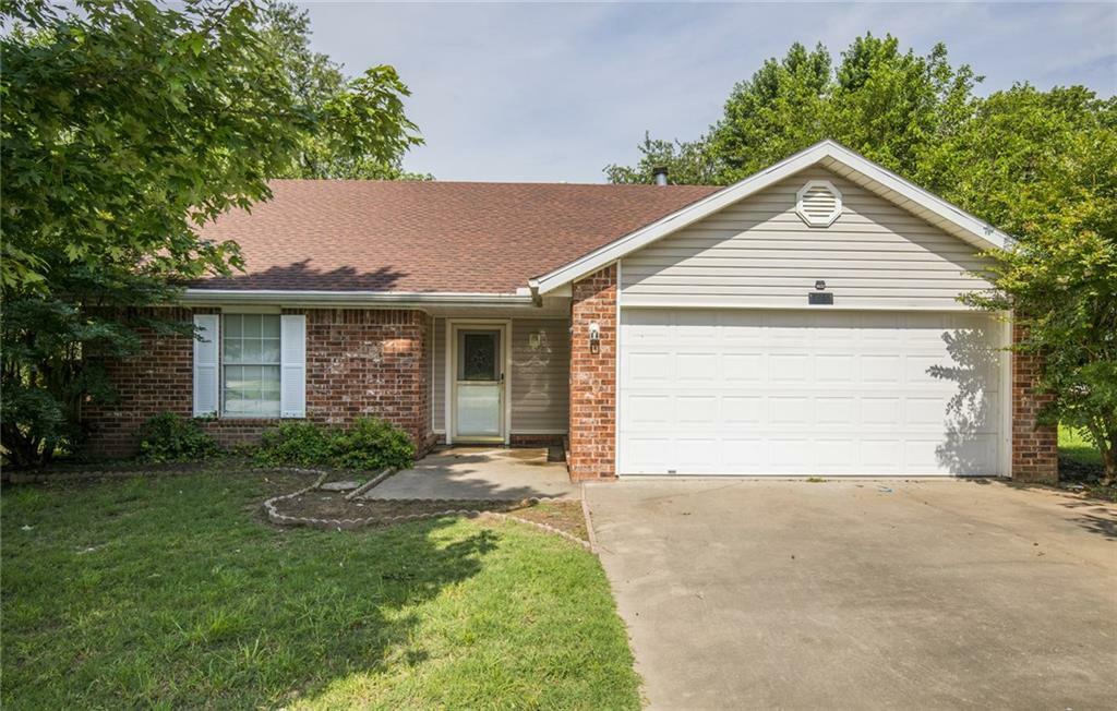 Property Photo: 665 Zachary Street AR 72719