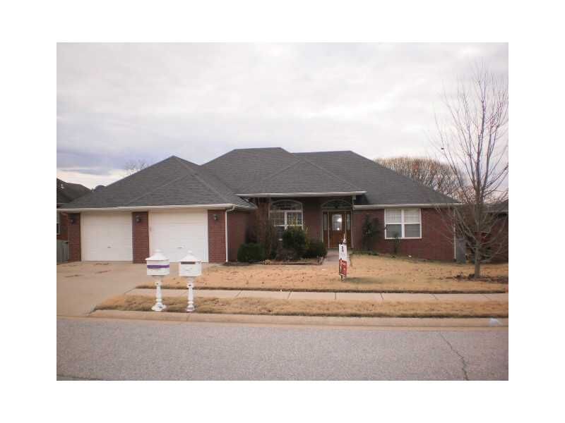 Property Photo:  602 SW Duke Avenue  AR 72712 