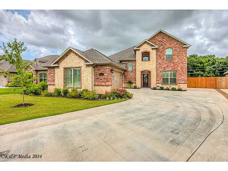 Property Photo: 305 NW O Street AR 72712