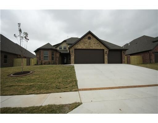 Property Photo: 6506 S 48th Street AR 72745