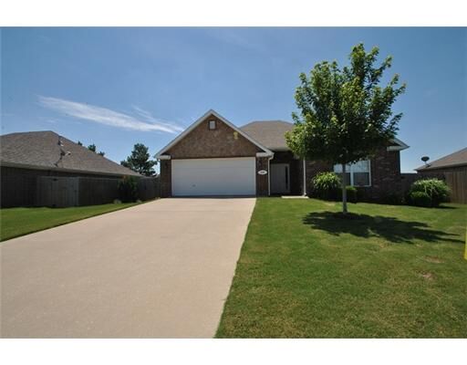 Property Photo:  4989 W Ponca Street  AR 72704 
