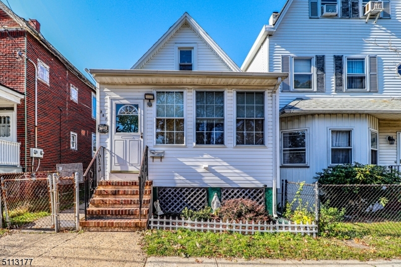 Property Photo:  587 West Side Ave  NJ 08861 