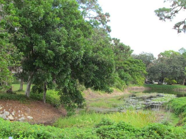 Property Photo: 484 Pendleton Place FL 34292
