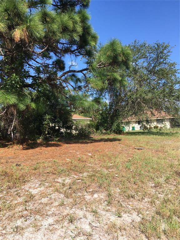 Property Photo:  462 Boundary Boulevard  FL 33947 